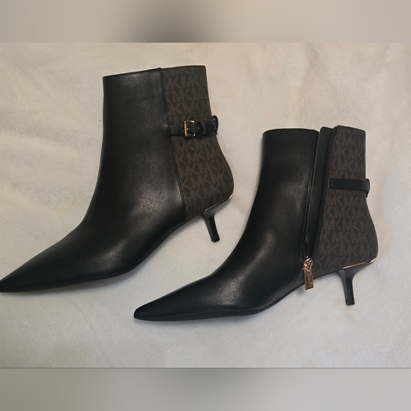 NEW Michael Kors Black Ankle Boots with Kitten Heel and Buckle - Picture 1 of 7